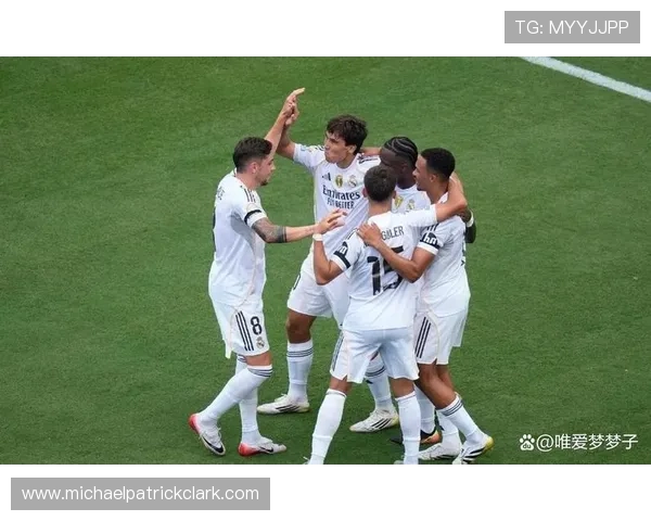 皇马赢球效率延续与问题显现并存,球队阶段表现面临竞争考验