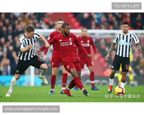 利物浦关键战表现波动加剧,问题显现对赛季走势形成制约 利物浦关键战表现波动加剧,问题显现对赛季走势形成制约