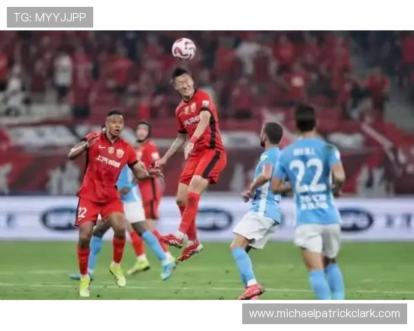 上海海港王朝根基尚浅,当前赛季持续统治力正面临新老交替考验 上海海港王朝根基尚浅,当前赛季持续统治力正面临新老交替考验