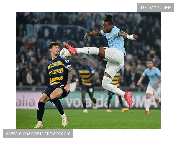 AC米兰高位压迫战术反噬,防线频频被打穿,稳定性面临考验 AC米兰高位压迫战术反噬,防线频频被打穿,稳定性面临考验