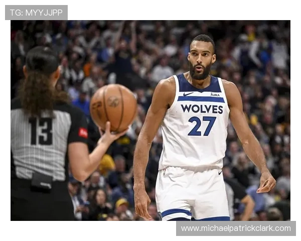 戈贝尔内线防守统治力拉开爵士攻防差距